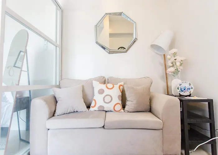 1-br With Pool, Balcony, Close To It Park Apartment