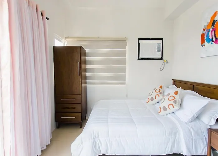 Apartment 1-br With Pool, Balcony, Close To It Park Cebu