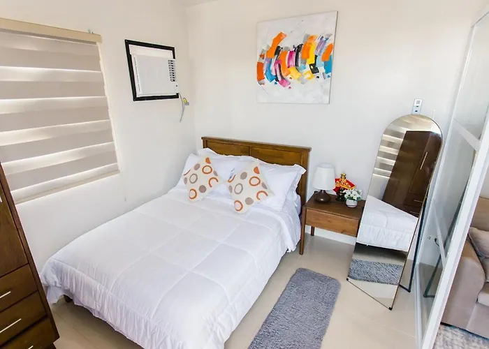 1-br With Pool, Balcony, Close To It Park Apartment